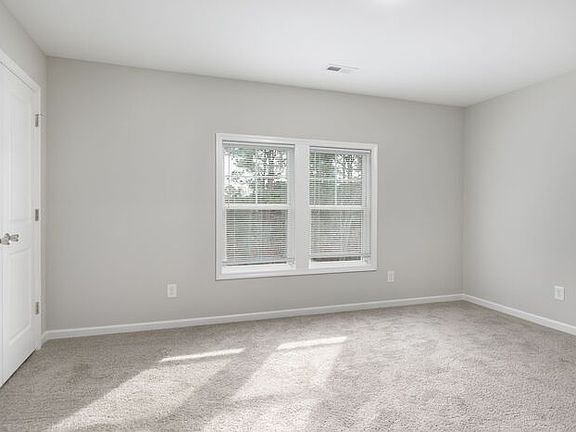 4th image of 519 Tussey Dr