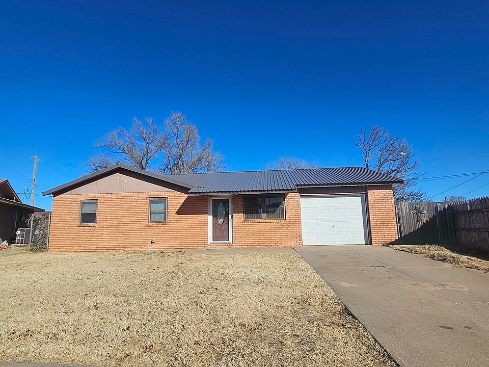 1st image of 129 Tucker Cir
