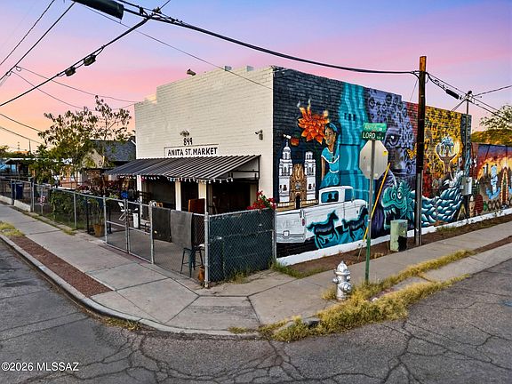 5th image of 802 N Contzen Ave