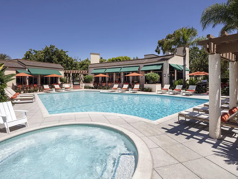 Rancho San Joaquin Apartment Homes — Photo 10