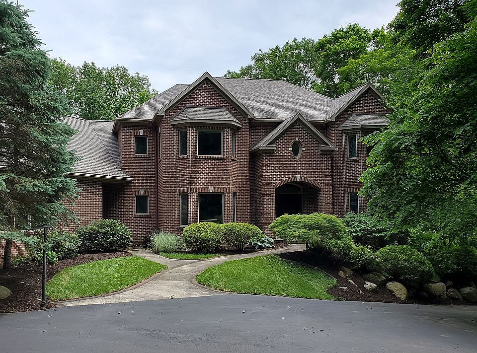 9820 Ravine Ridge Dr SE