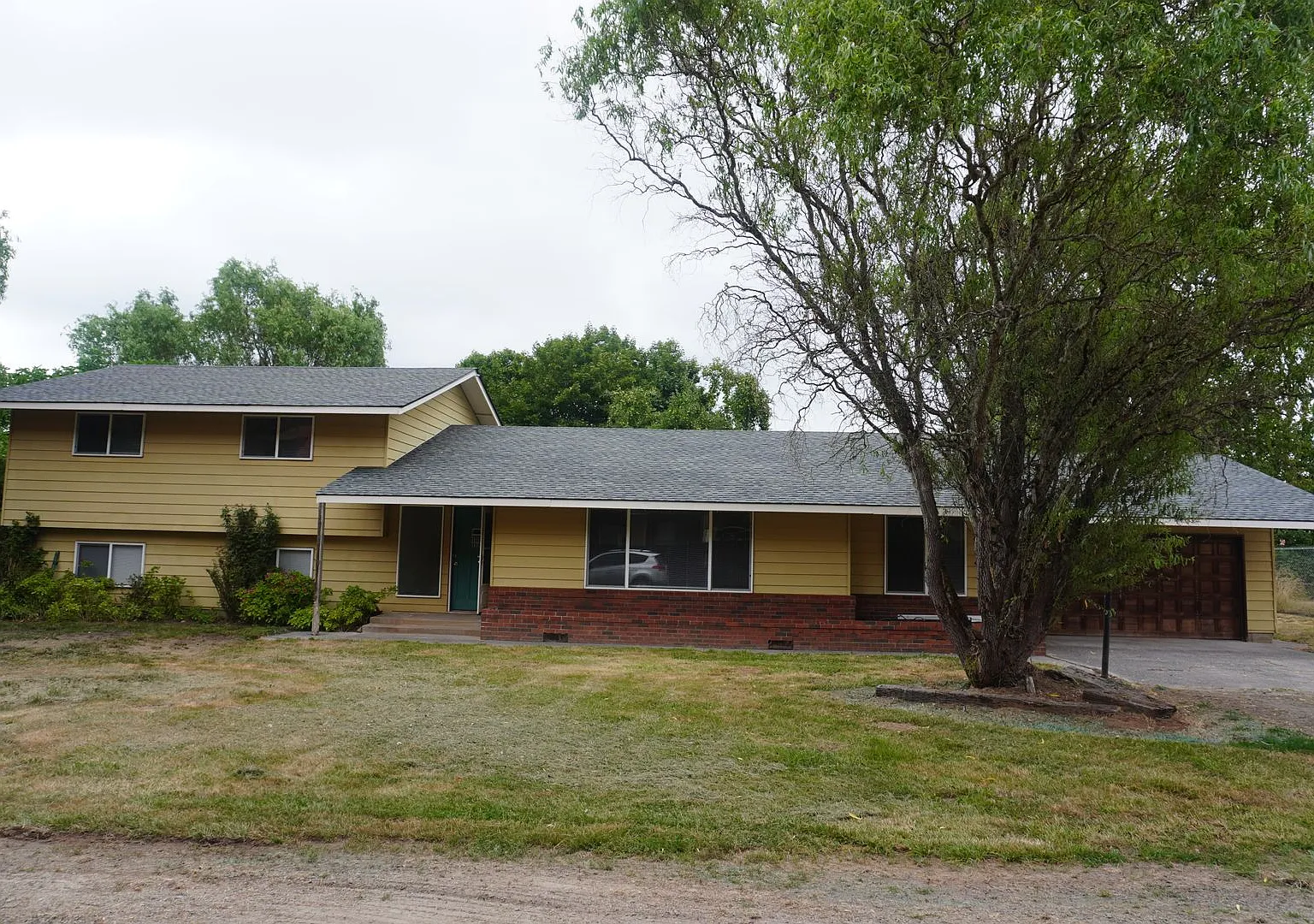 Ridgefield Home for Lease on Spacious Lot - 2238 NE 179th St — Photo 1