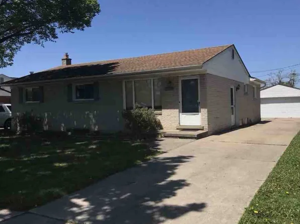 29200 Rayburn St, Livonia, MI 48154