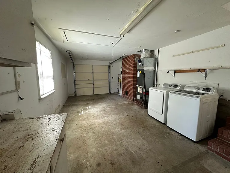 1408 Dermott Ave — Photo 26
