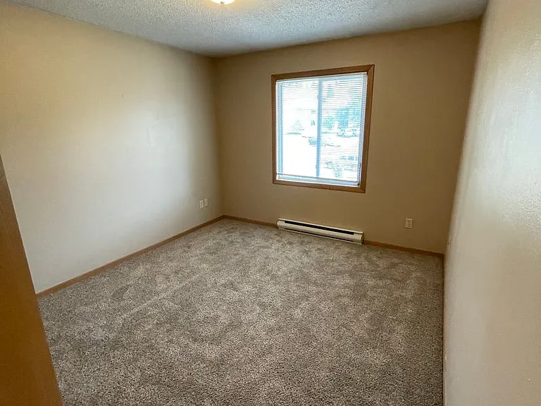 1801 Red Dale Dr — Photo 13