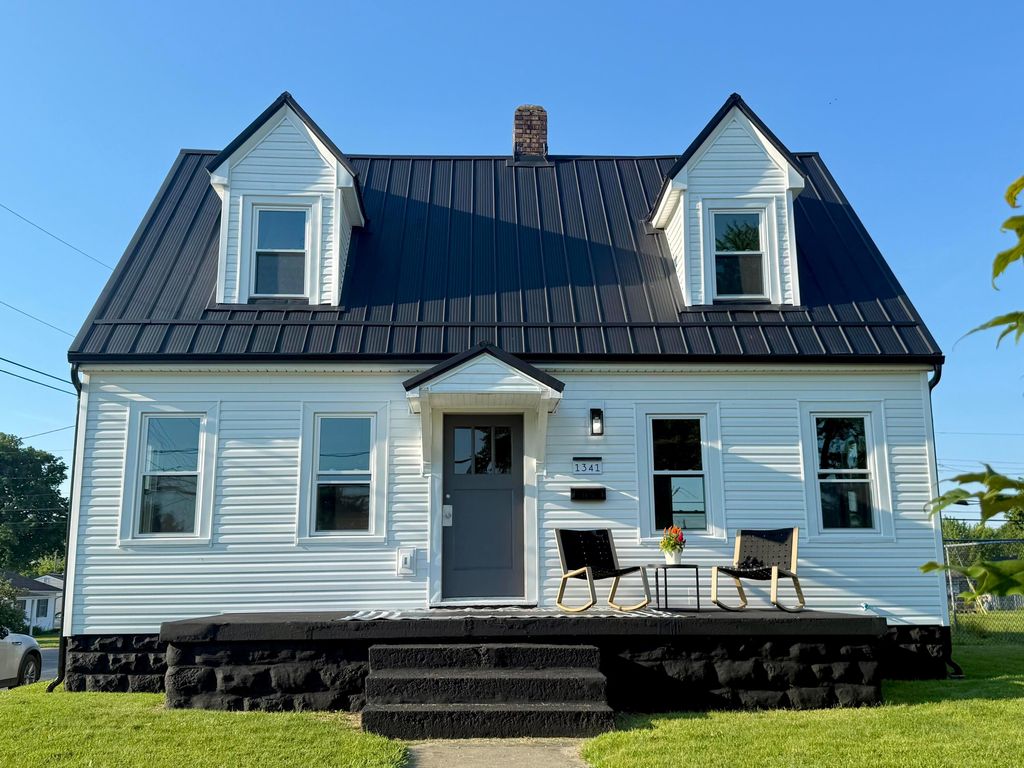 Real estate listing image