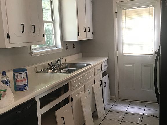 Kitchen. Being updated 
