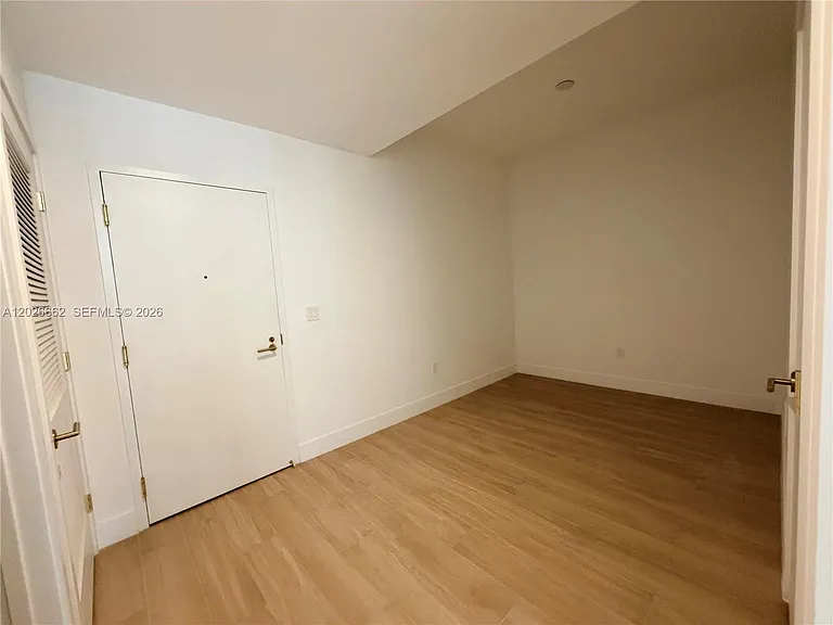 90 NE 32nd St #209 — Photo 7