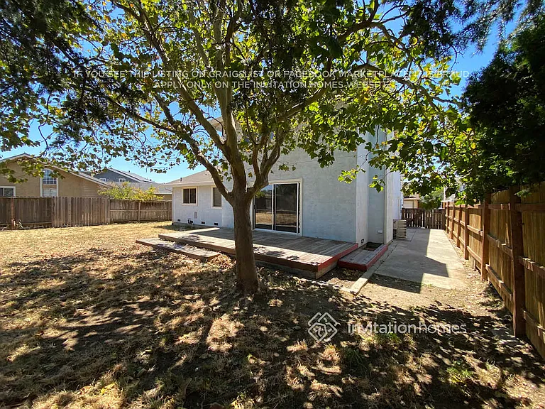 4886 Birkdale Cir — Photo 12