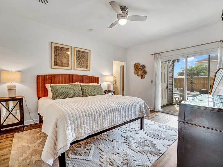 315 Pinetree Dr #1 — Photo 10