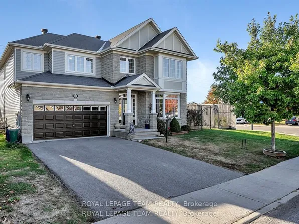 200 Kinloch Ct, Ottawa, ON K2J 5S9