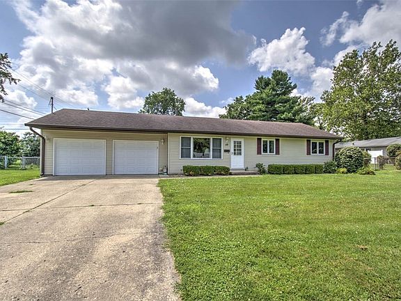 2nd image of 49 Berry Dr