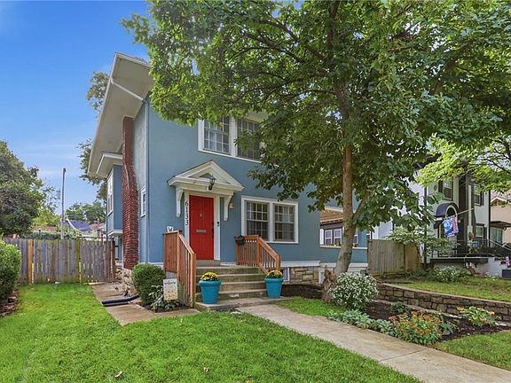 2nd image of 6133 Brookside Blvd