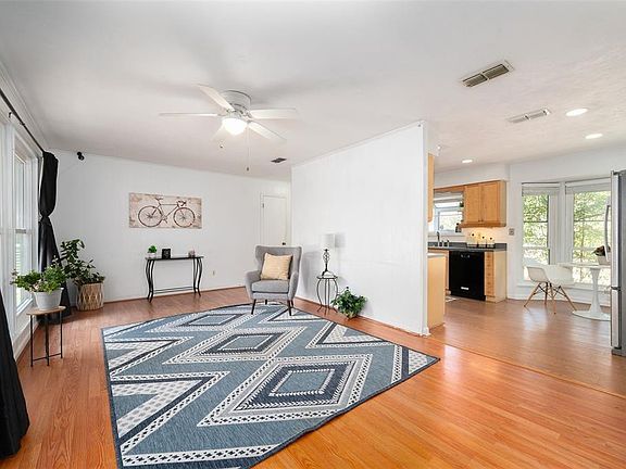 3rd image of 7220 SW 75th St