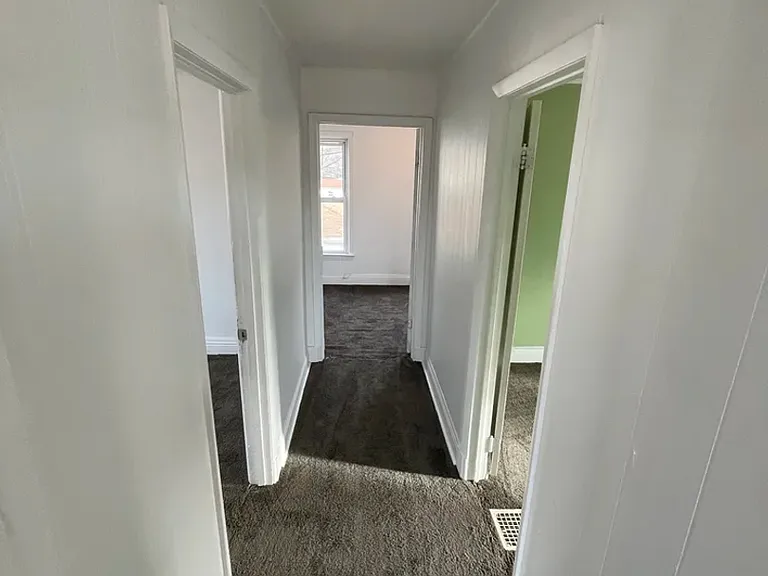 607 Grant St — Photo 12