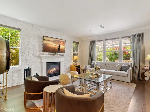 111 Bumblebee, Irvine, CA 92618