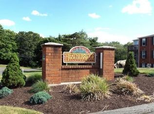 6 Heather Rdg #6, Shelton, CT 06484