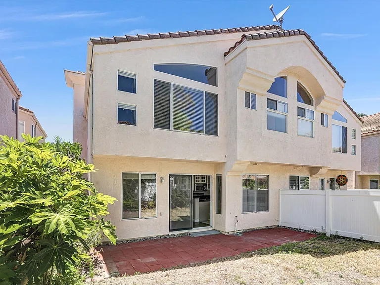 1361 Serena Cir #1 — Photo 28