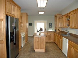 113 Circle M Rd, Searcy, AR 72143