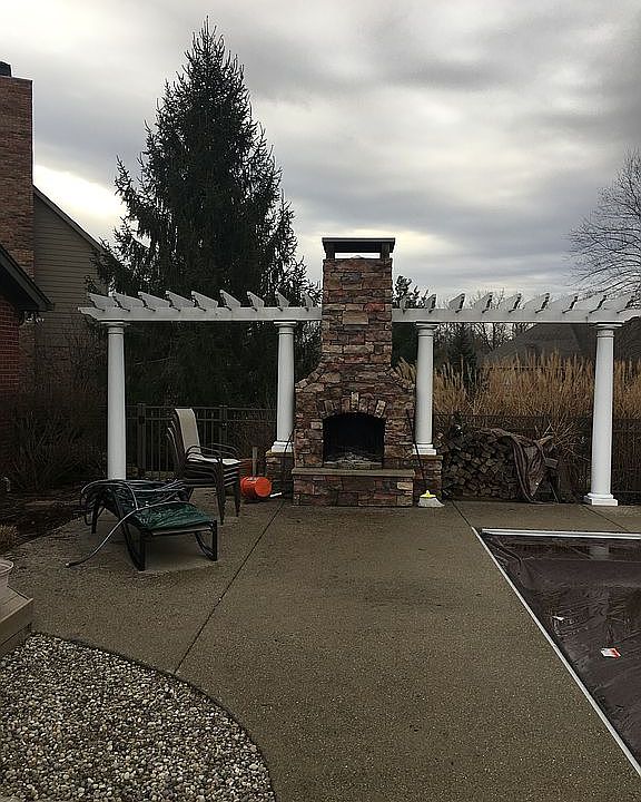 2nd image of 4258 S Cabin Ct