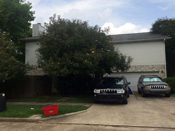 2nd image of 18103 Eganville Cir