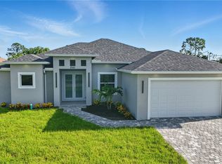 2301 NE 34th Lane Cpe, Coral, FL 33909