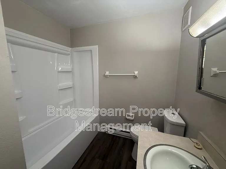 85 N Gebhart Church Rd #B — Photo 5