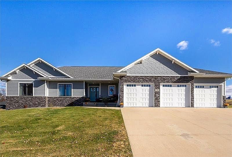 1st image of 770 Amara Ct