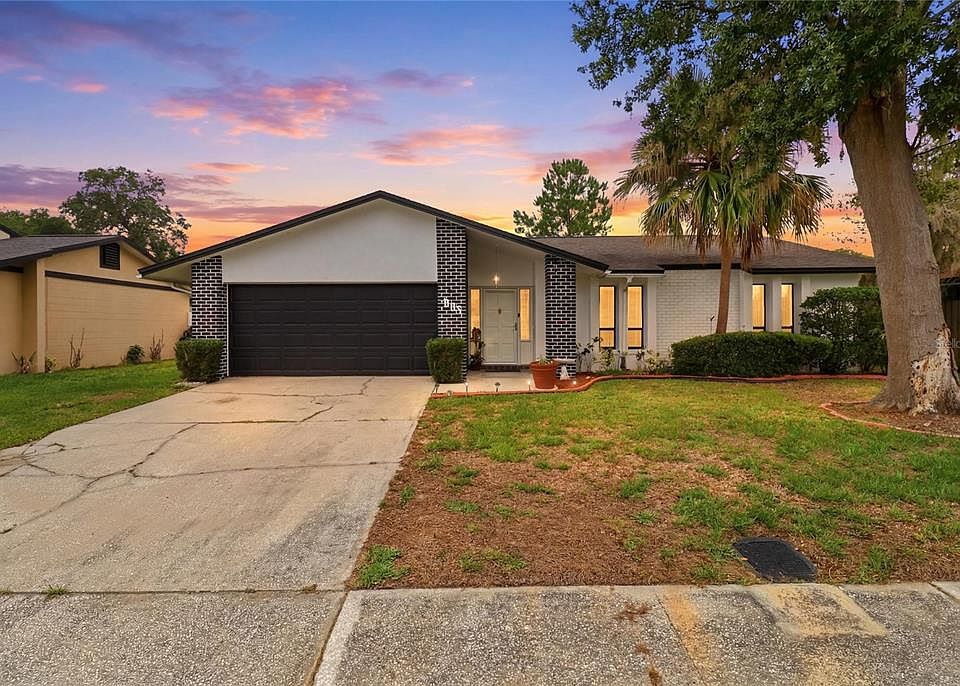 1st image of 804 Centerwood Ct