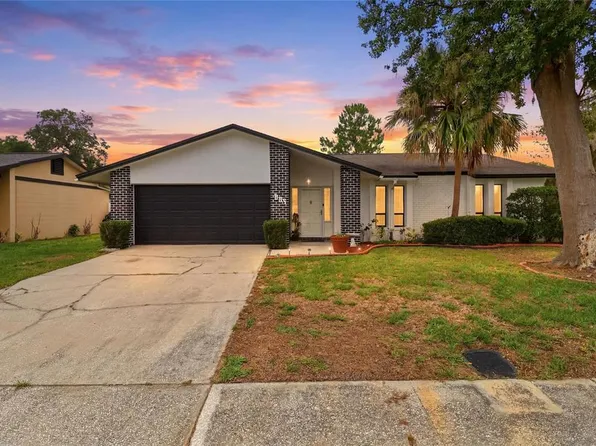 804 Centerwood Ct, Brandon, FL 33511