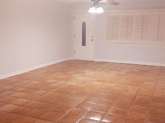5th image of 100 Espana Ln