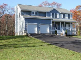2 Stony Brook Ct, Westport, MA 02790