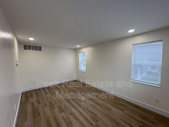 5th image of 2020 Towner Ave