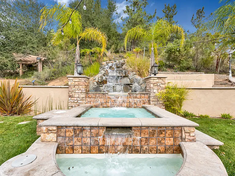 13131 Shadow Wood Pl — Photo 16
