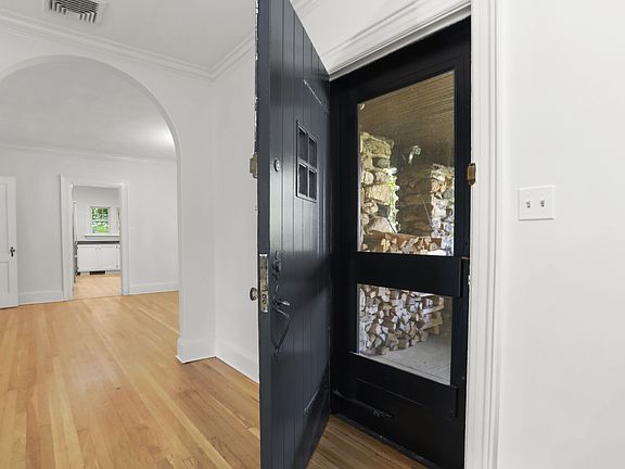 6 Douglas Dr Greenwich CT-print-003-003-003-4200x2800-300dpi.jpg