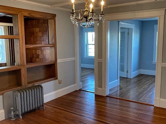 2nd image of 162 Madison Ave