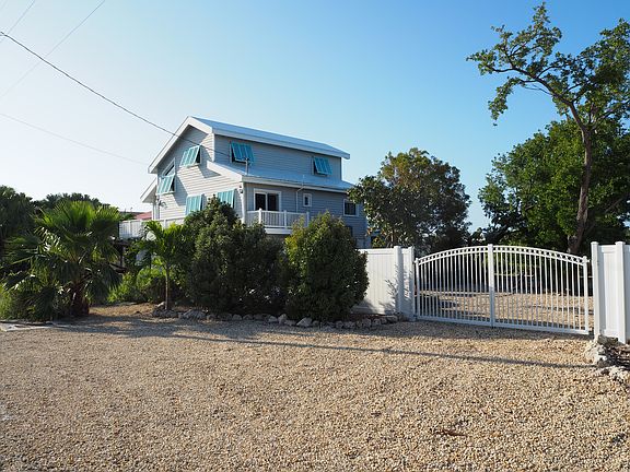 Side Yard Access Gate