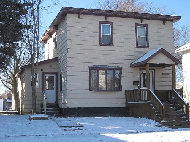 1st image of 1221 State St