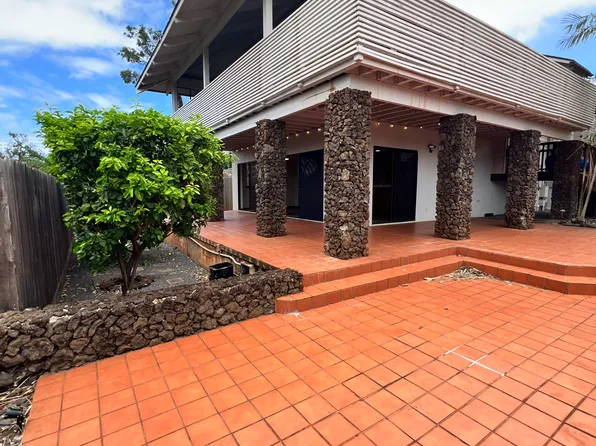 33 Nia Pl, Lahaina, HI 96761