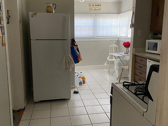 Kitchen/Laundry