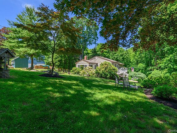 3rd image of 34 Dick Finn New Fairfield CT Road