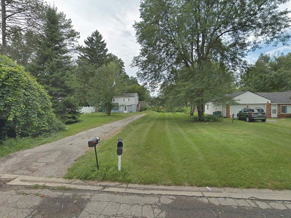 1st image of 22115 Springbrook Ave