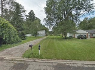 22115 Springbrook Ave, Farmington Hills, MI 48336