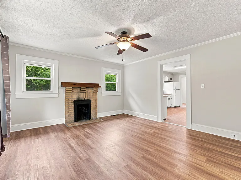 3629 Pleasant Garden Rd — Photo 8