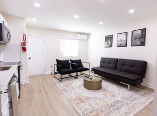 1537 1st St SW APT 2, Washington, DC 20024