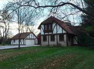 125 W Smith Rd, Temperance, MI 48182