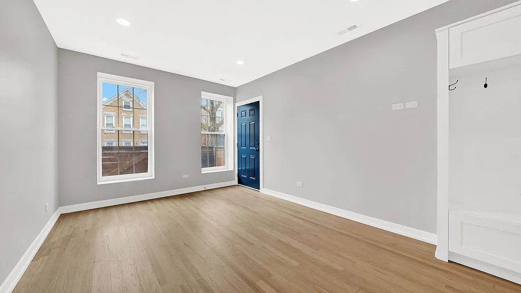 2 bed, $2,100 — Photo 2