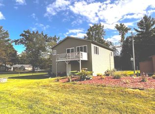 6489 Swallow Dr, Harrison, MI 48625