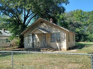 1419 NW Logan St, Topeka, KS 66608