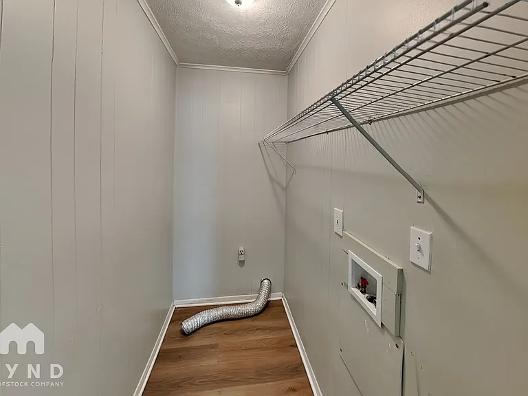 6156 Water Oak Cir SW — Photo 16